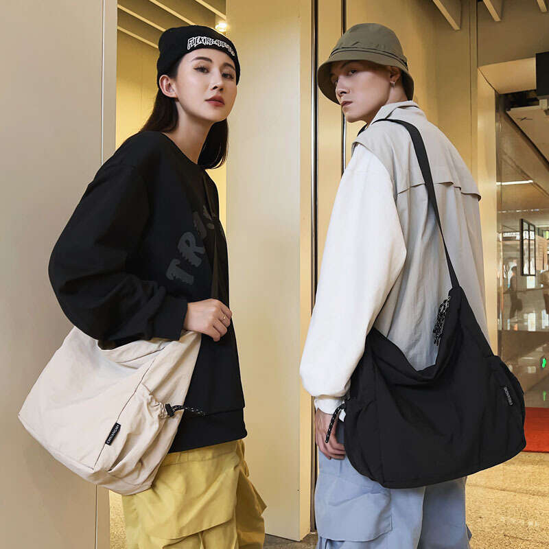 Large Capacity Retro Nylon Women's Summer High-End Sense, Single Shoulder Crossbody Fashionable And Casual Versatile Couple Cloth Bag, Men's