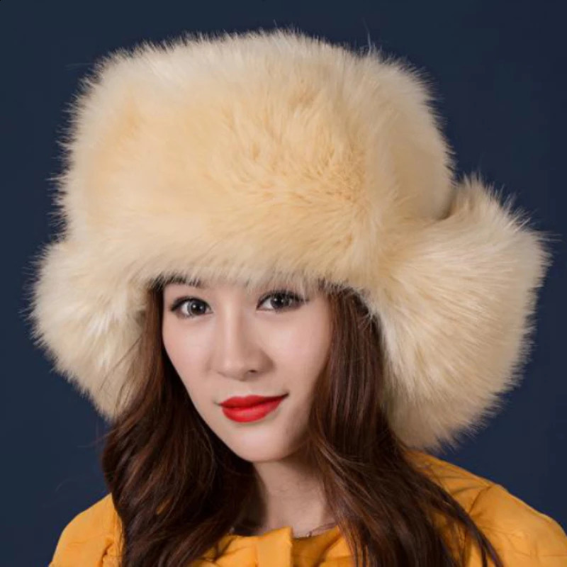 MZ250 thick warm winter bomber hat suitable for women high quality Russian Usanka hat womens faux fur hat womens ear mask trap hat 241206