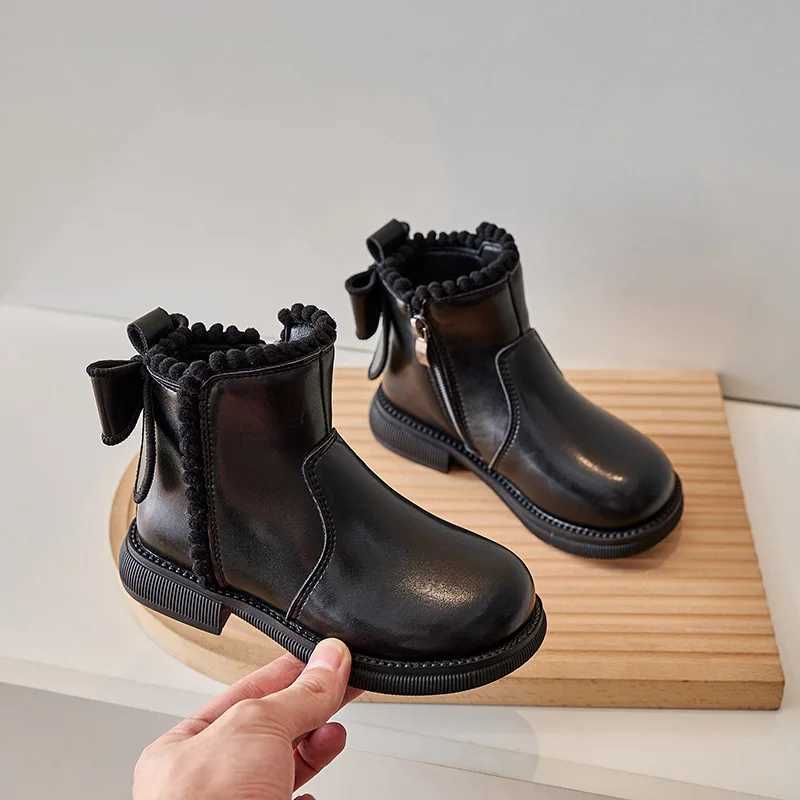 Girls Leather Boots Anti Slip Waterproof Side Zipper Winter Flat Heel Low Cut Microfiber Girls Fashion Boots Zapatillas MujerXJ241206