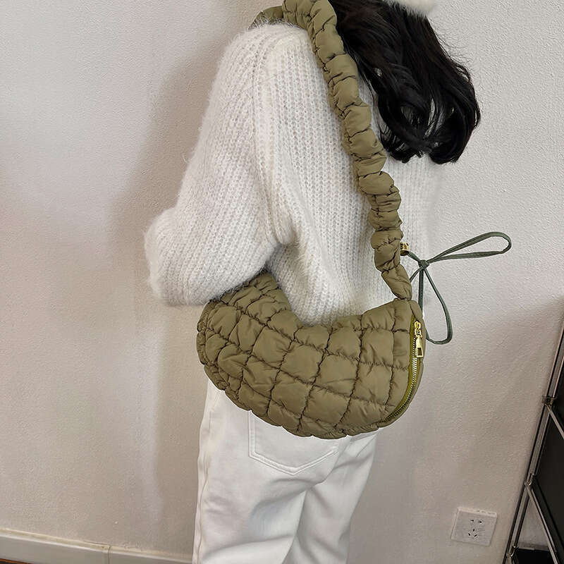 New Nylon Embroidery Thread For Women's Summer High-End Sense, Niche Casual Cloud Bag, Large Capacity Single Shoulder Armpit Bag B2