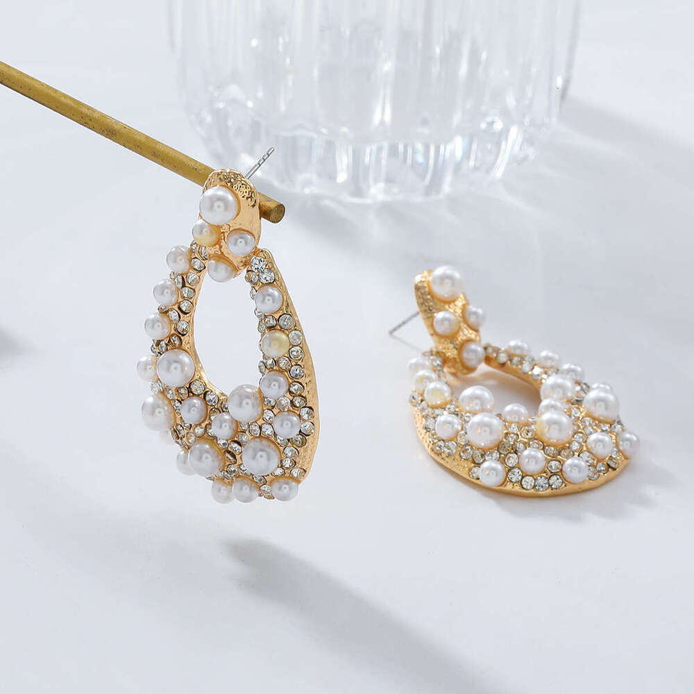 Advanced Design Full Dia Pearl Hollow Water Drop for Women's Fashion Geometric Earrings