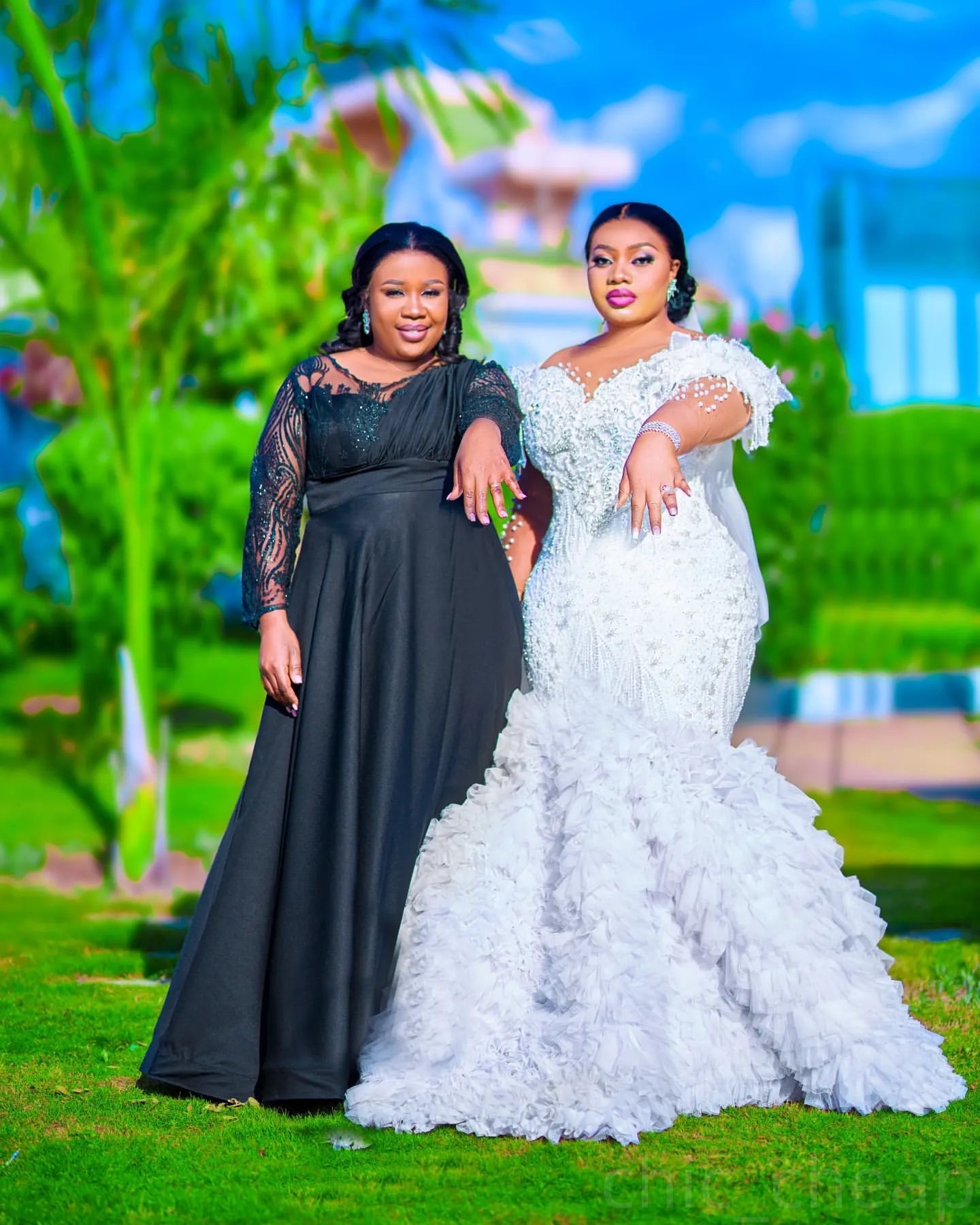 2025 Arabic Aso Ebi Plus Size Off White Mermaid Wedding Dresses Pearls Beaded Floral Lace Full Sleeves Luxurious Vintage Bridal Gowns Dress