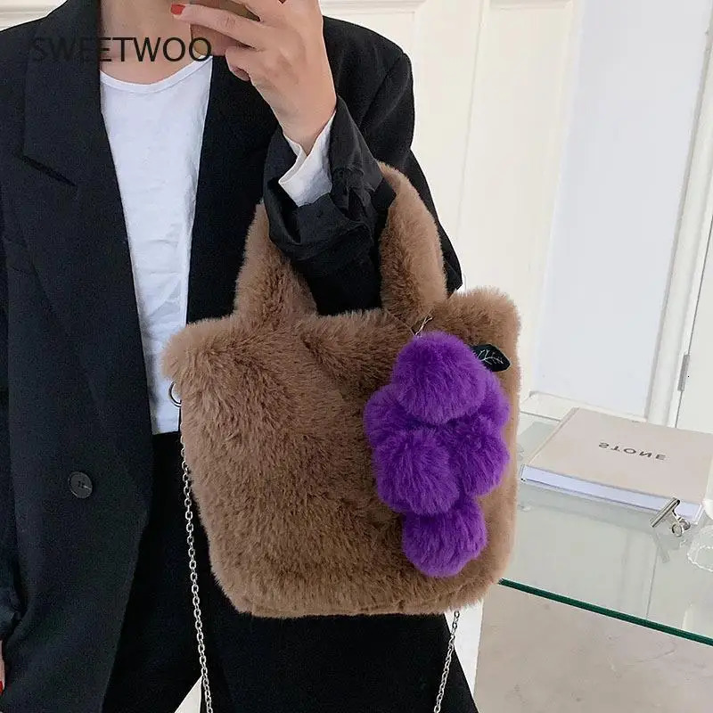 Female bag autumn and winter plush bag Korean cute plush messenger small bag portable tote bag 241206