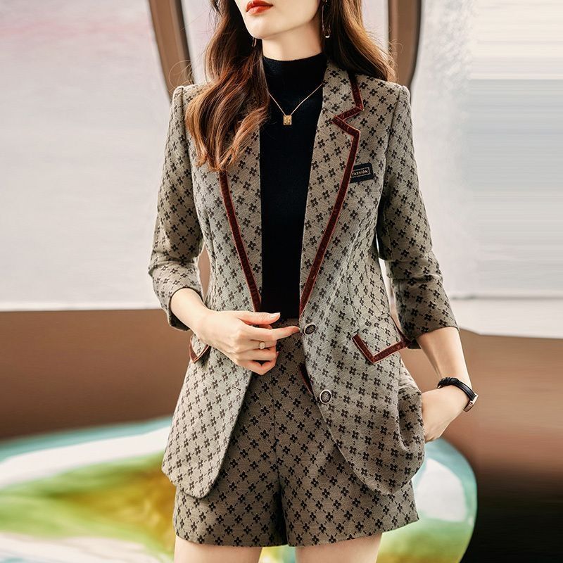 checkered suit jacket women's autumn highend socialite temperament highend sense this year's popular professional shorts set