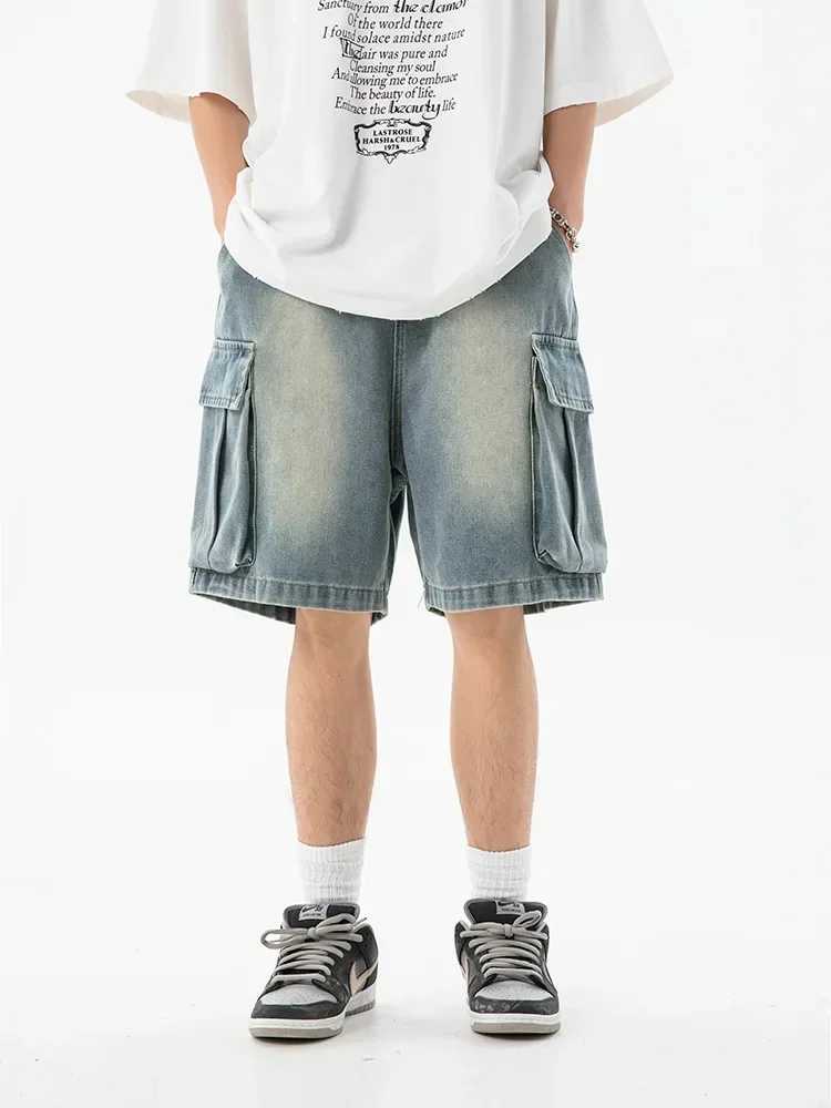Old Washed Cargo Denim Shorts Mens Summer New Style Loose Side Three-dimensional Large Pocket Casual Five Quarter PantsXJ241206