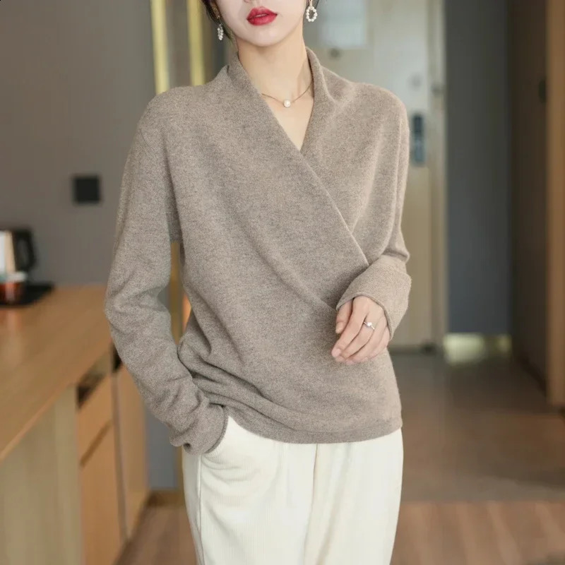 Wool Sweater Knitted Pullover Women Autumn Winter Clothes Cashmere Tricots Casual Versatile Loose VNeck Warm Fashion Knit Tops 241203