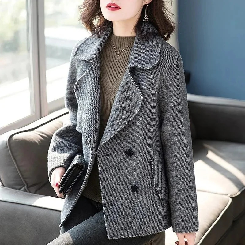Double layer knitted cardigan womens short style autumn and winter loose all matching wool sweater 241205