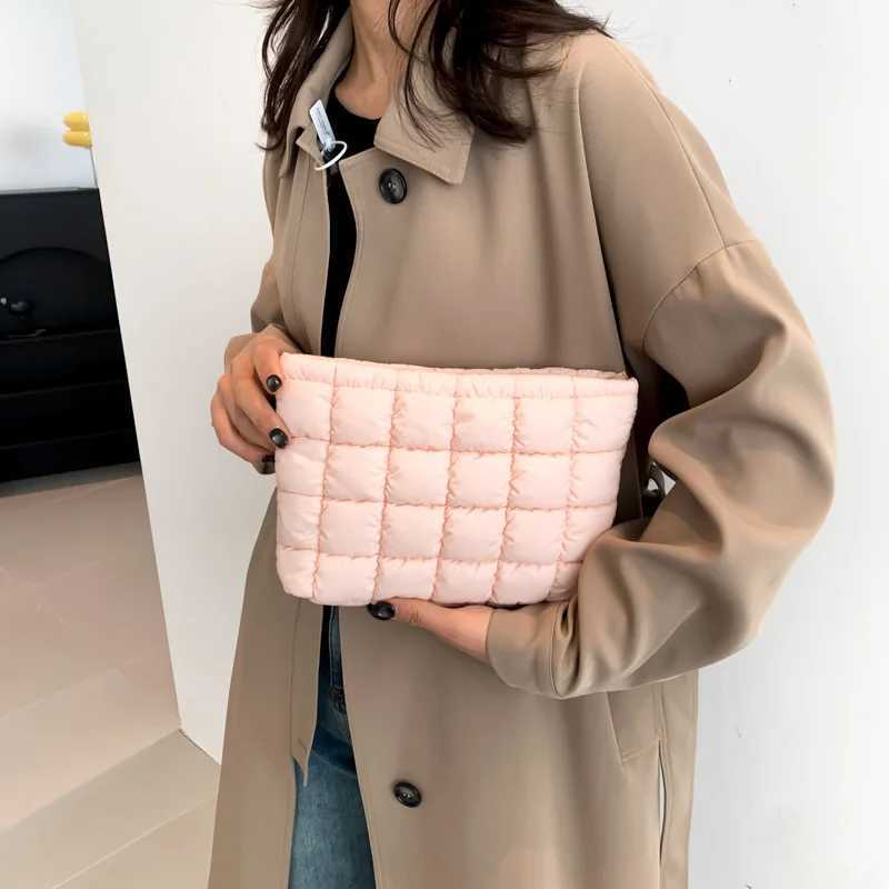 Women Cosmetic Quilted Bag Square Portable Makeup Storage Cluh Bags Simple Girl Lipstick Toiletry Organizer Small HandbagXJ241206
