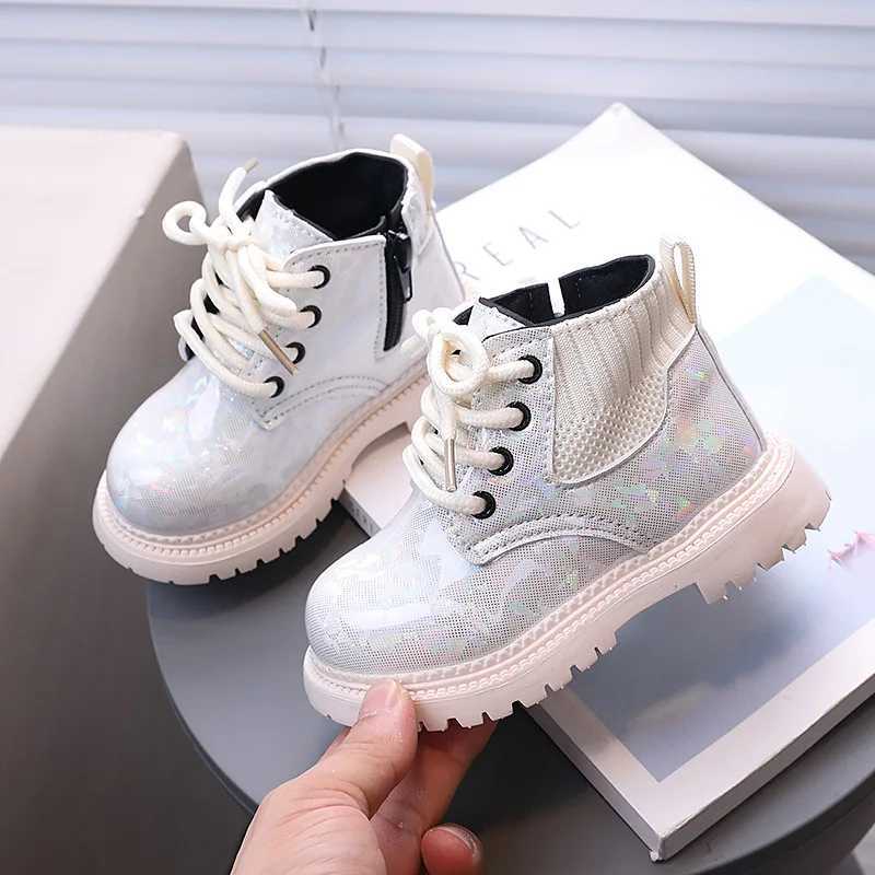 Kids Shoes Boots for Girl Glossy Leather Toddlers Causal Short Boots Fashion Children Versatile Platform Ankle Boots Soft BottomXJ241206