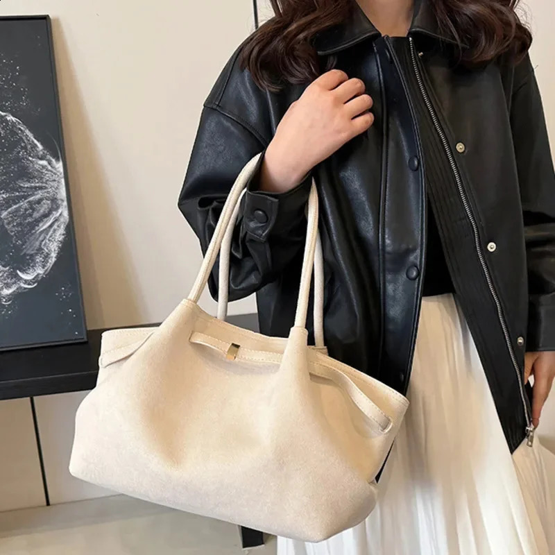 Suede Leather Underarm Shoulder Bag For Women Fashion Large Capacity Handbag n Wedding Crossbody 241204