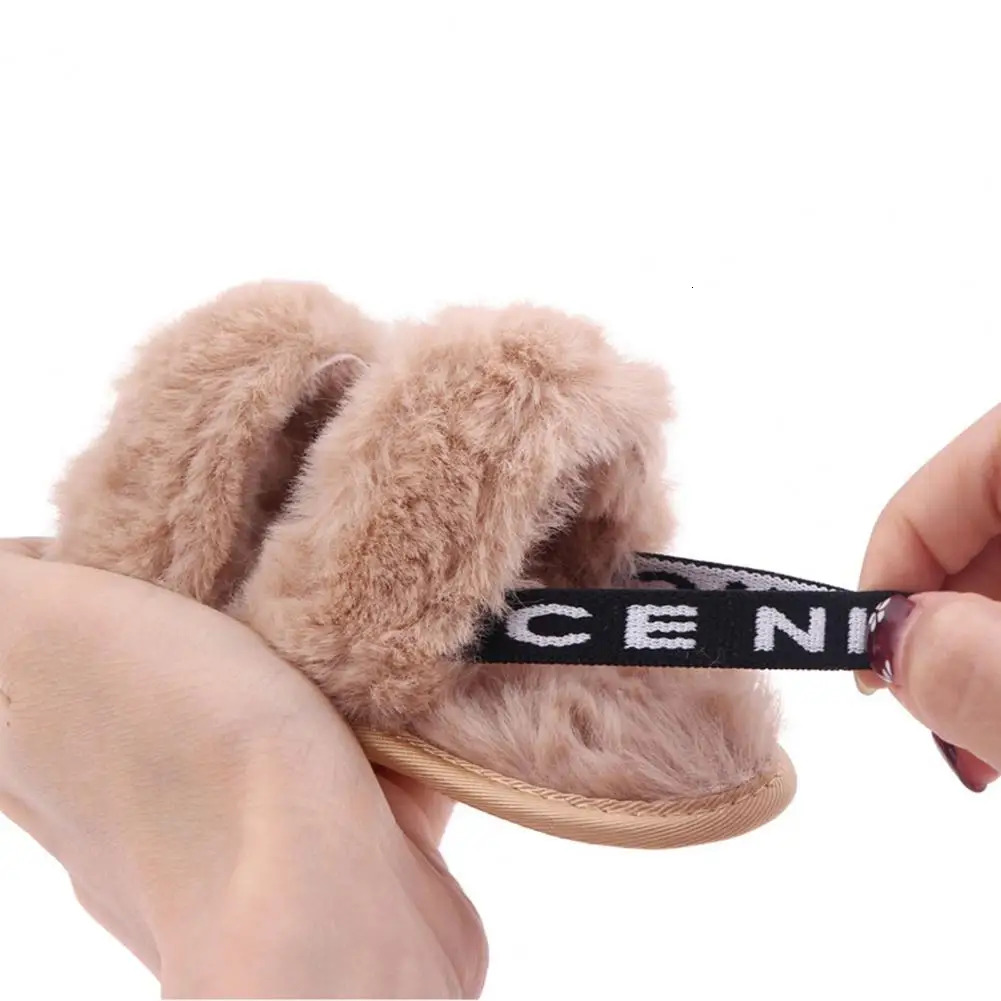 1Pair Slippers Shoes Letter Printing Fluffy Lovely Casual Baby Sandals Coral Fleece Soft-soled Baby Shoes Outdoor Supply