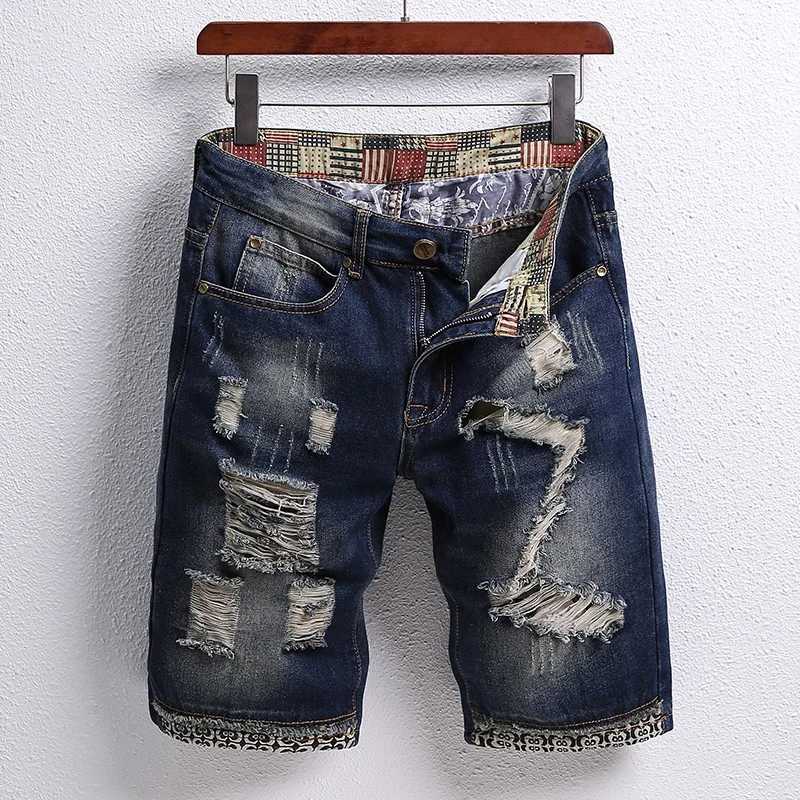 2024 Summer Jeans Mens Flip Denim Shorts New Worn Hole Patch Vintage Young Design Fashion Ruined Plus Size Summer PantsXJ241206