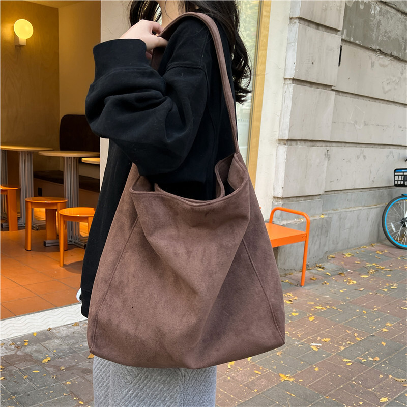 New Versatile Commuting Tote Bag For Autumn And Winter, Women's Suede Large Capacity Underarm Single Shoulder Handbag