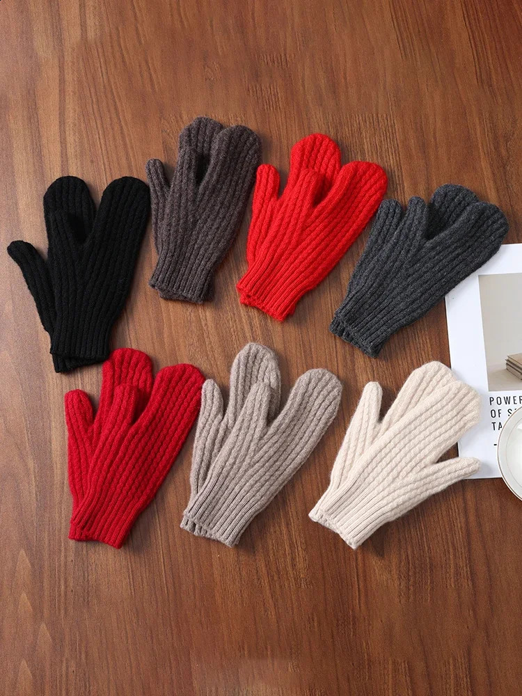 100 Cotton Thick Density Knitted Gloves for Women Outdoor Warmth Mens Cable Gloves Work Drive Gloves Neutral Gloves Warmth 241206