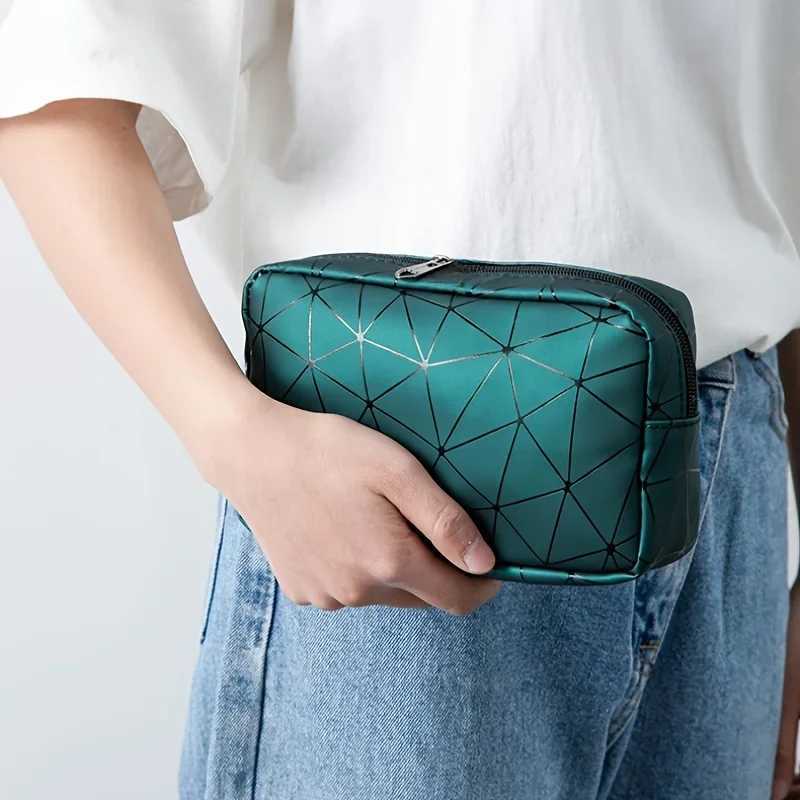 Simple Portable Makeup Storage Bag Lightweight Multifunctial Geometric Pattern Bag Travel Toiletry Pouch Coin Purse CosmeticXJ241206