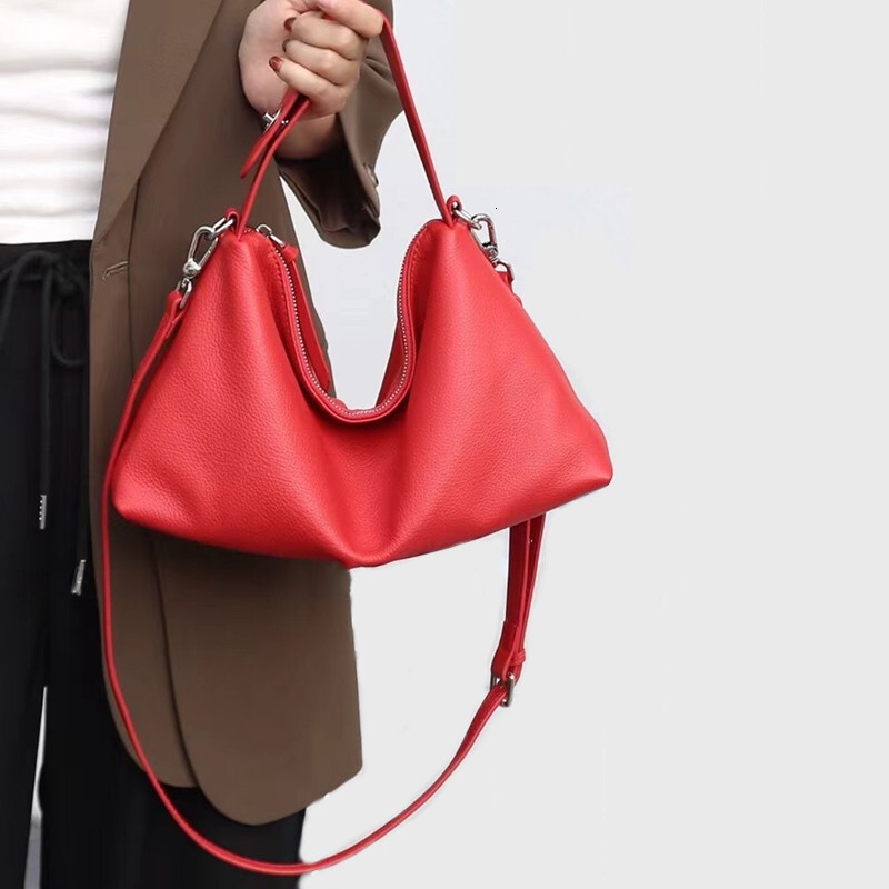 Soft Cowhide Hobos Crossbody For Women New Winter Genuine Leather Tote Handbag Designer Bags Quality Lady Shoulder Bag BagVoyage