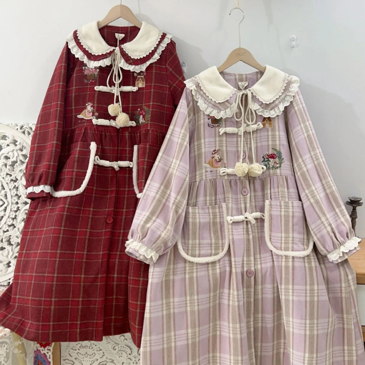 Fugusen girls plain long wool coat womens autumn Japanese preparatory style Peter Pan collar lace patch work retro loose jacket 241205