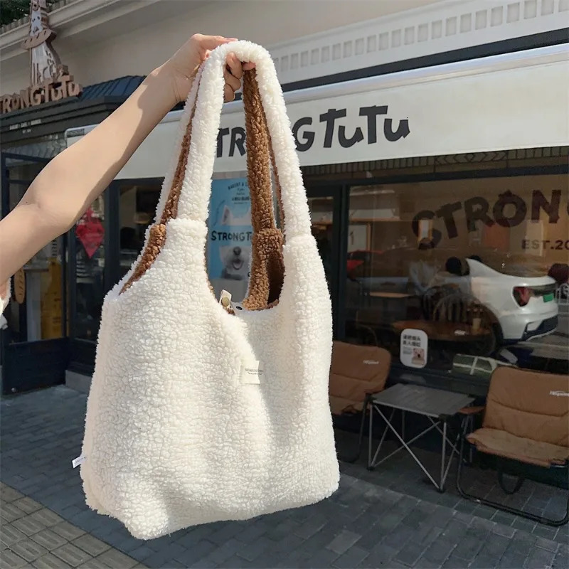 Cute Plush AutumnWinter Large Capacity Canvas Bag for Women Hairy Reversible Tank Top 241203