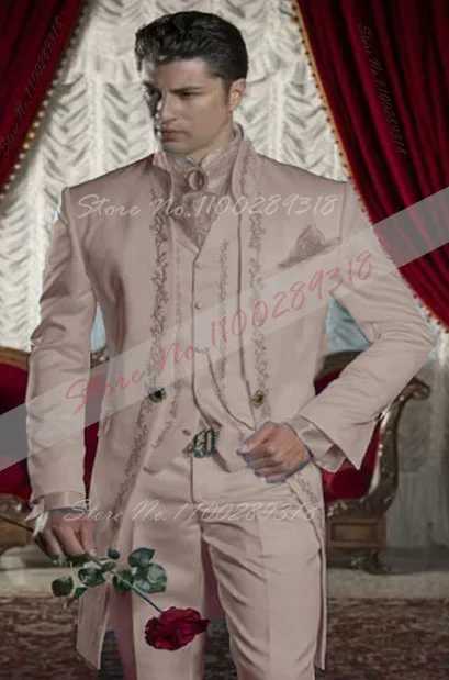 2024 New Arrival White With Gold Embroidery Groom Tuxedos Groomsmen Mens Wedding Prom Suits For Men 3 Pieces(Jacket+Pants+Vest)XJ241207