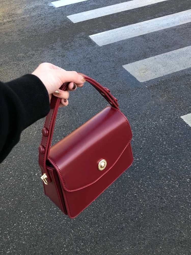 Wine Red PU Crossbody Bag 2023 New Wens Exquisite Lock Design Single Shoulder Bags Classic Simple Versatile Ladies Handbag B250618