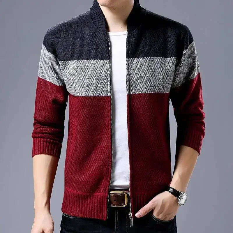 Mens cardigan for autumn and winter warm thick fashionable knitted sweater jacket spliced color lock bracket zipper 241206