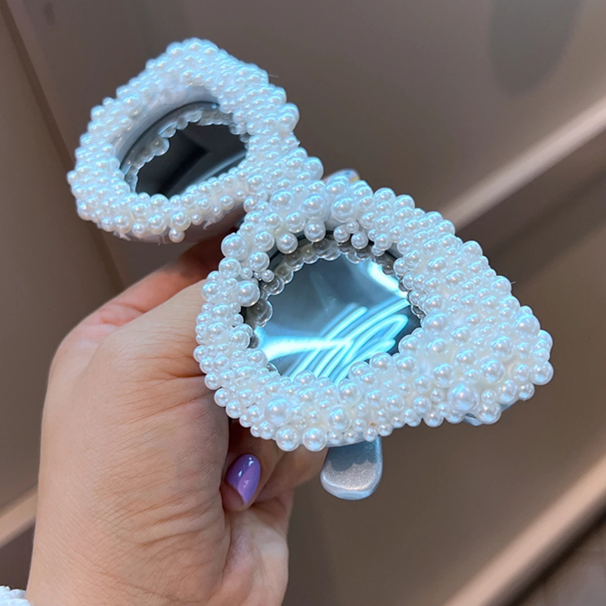 Pearl Womens Sunglasses 2024 Silver Frame Retro Cat Eye Fashion Womens Party Sunglasses UV400 gafas de sol 241206