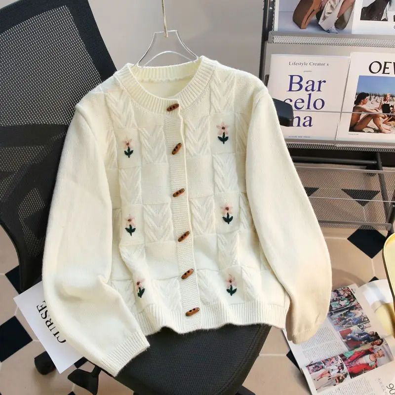 Retro cow horn button womens red sweater cardigan autumn and winter thick loose lazy knitted jacket 241206