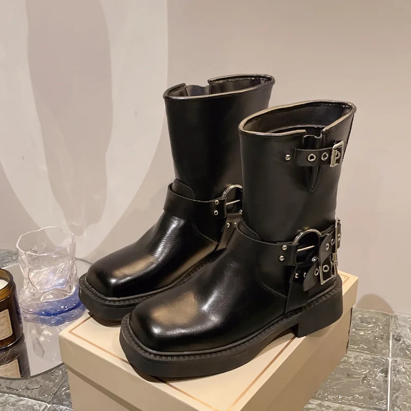 Womens Rivet Platform Short Leather Boots with Low Heel Black Belt Buckle Rock Shoes Cowboy Style Punk 241206