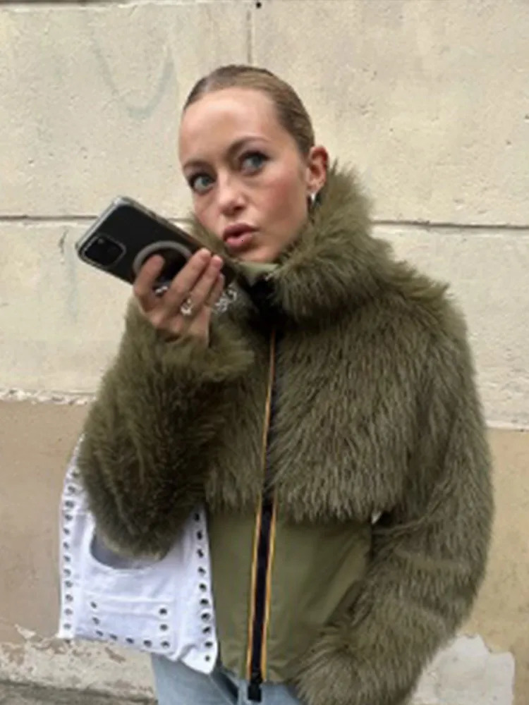Chic Green Patchwork Faux Fur Coat Women Fashion Stand Collar Long Sleeve Warm Short Top Female Winter High Streetwear 241206