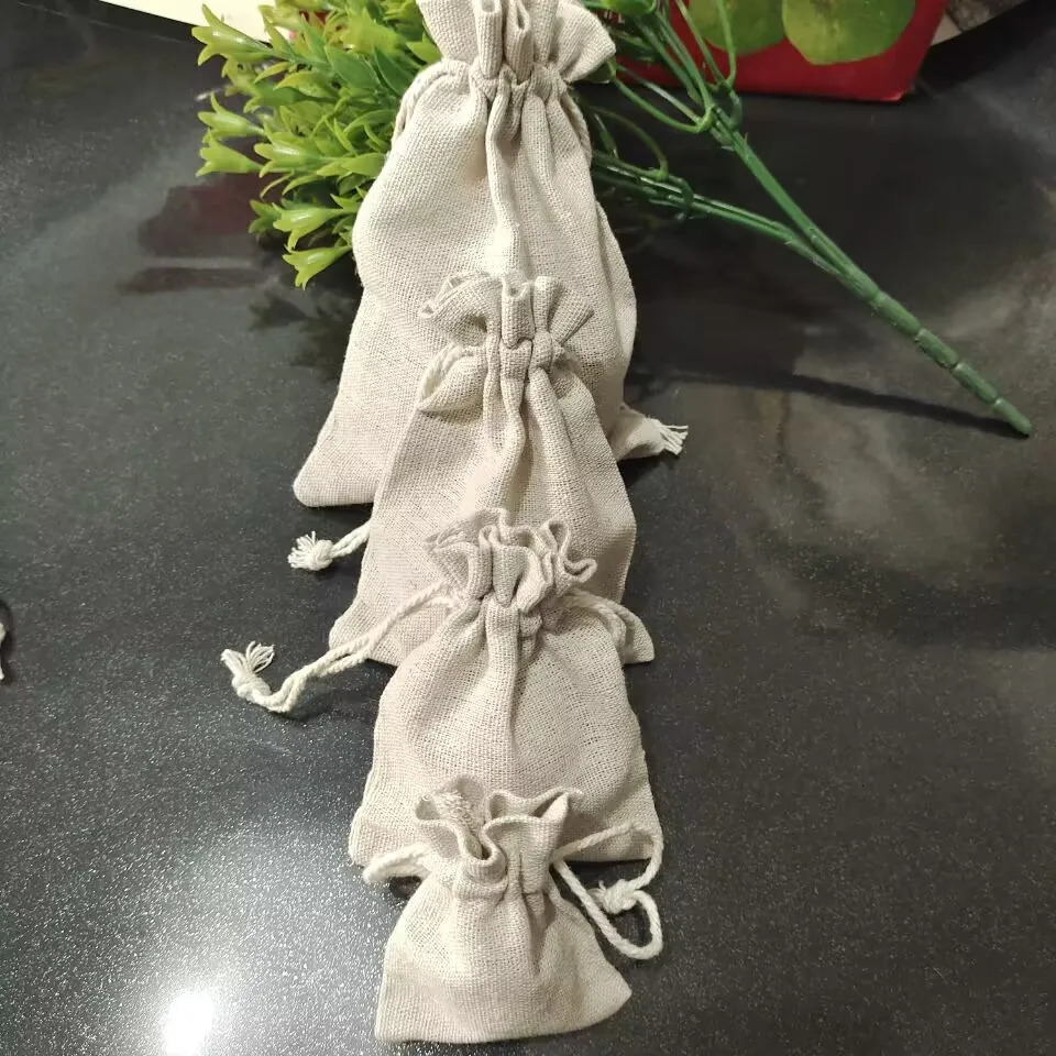 50 pieces/batch 7x9 9x12 10x14cm Burlap gift bag Jute drawstring bag Cotton linen jewelry bag Wedding display packaging gift bag 241206