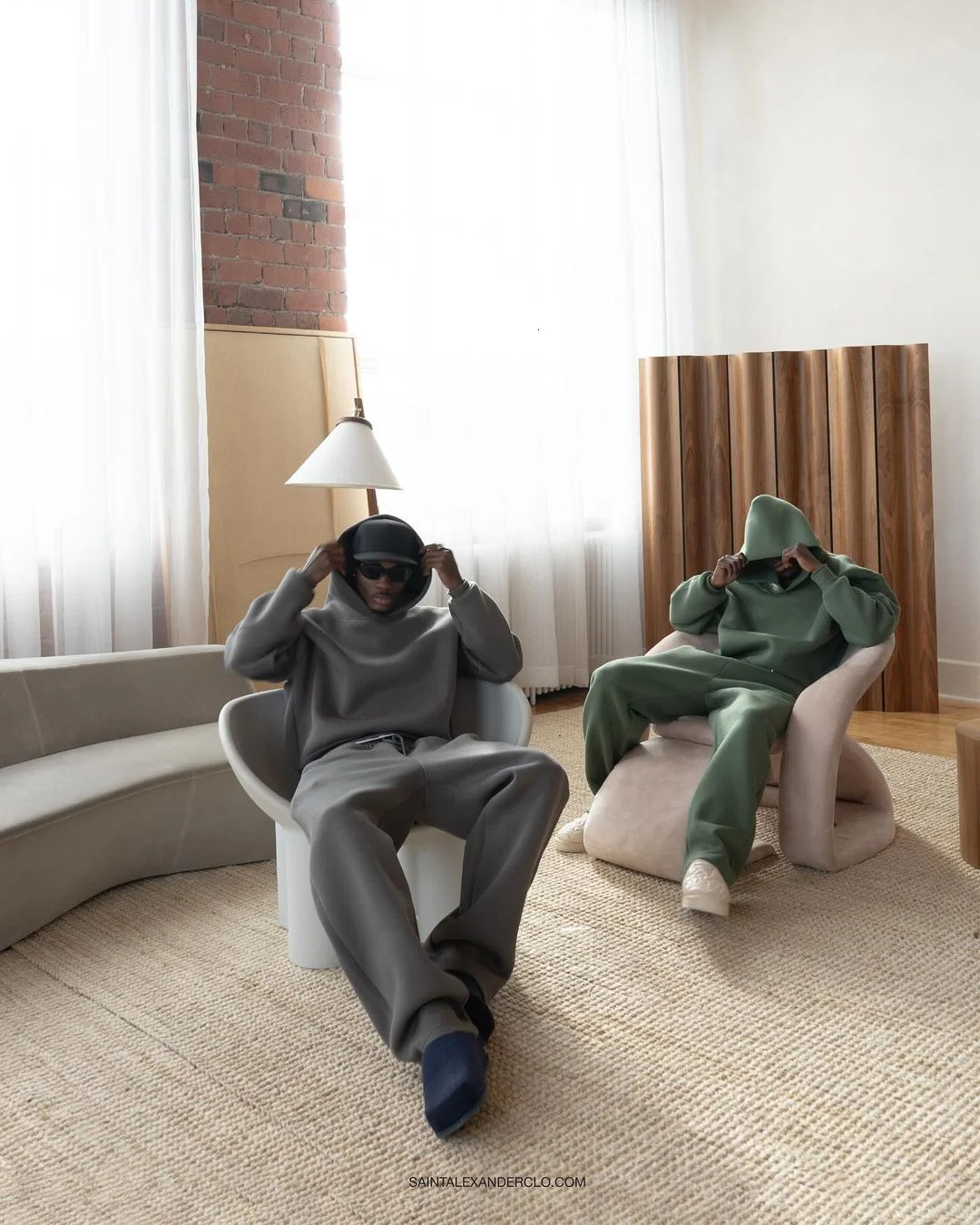 Lightweight loose straight knit sweater and sweatpants automatic casual couple long sleeved solid color top casual pants 241205