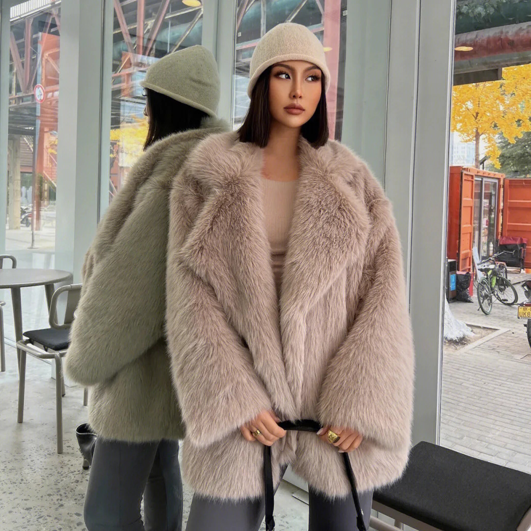 Fashionable street style fox fur coat loose suit collar medium long womens autumn and winter fur coat 241202