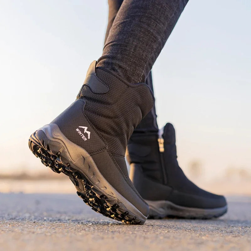 Winter couple boots outdoor travel snow zipper anti slip CottonShoes velvet warm and cold resistant casual 241206