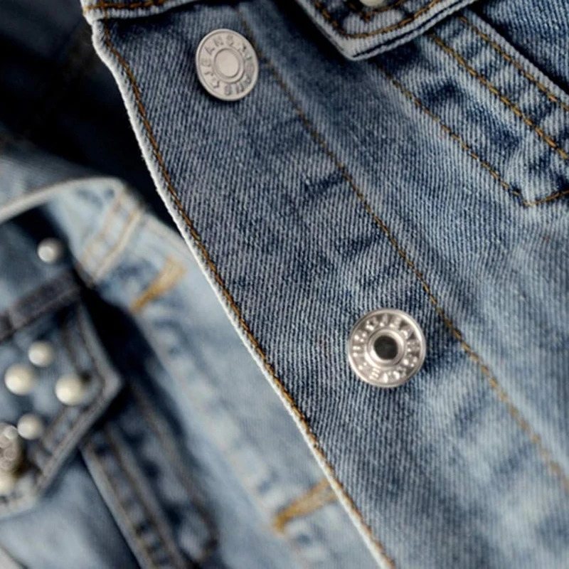 Womens denim jacket embroidered with pearl bead 241206