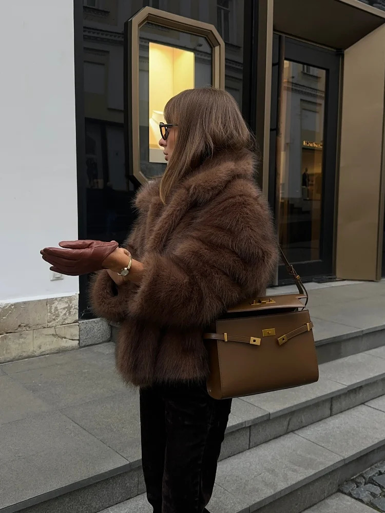 Winter Brown Lapel Warm Faux Fur Coat Fluffy Plush Long Sleeve Thick Short Jacket Chic Ladies High Street Outerwear