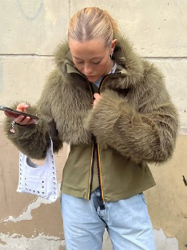 Chic Green Patchwork Faux Fur Coat Women Fashion Stand Collar Long Sleeve Warm Short Top Female Winter High Streetwear 241206