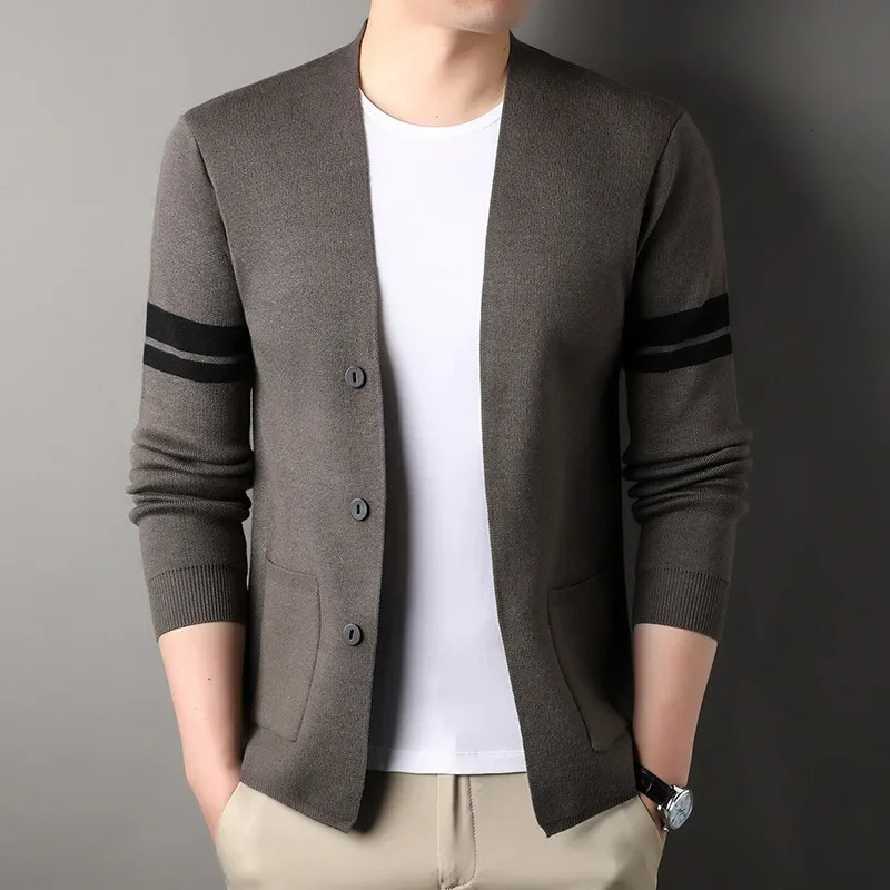 Knitted mens thin cardigan 2024 springsummer casual middleaged and elderly shawl jacket 241206