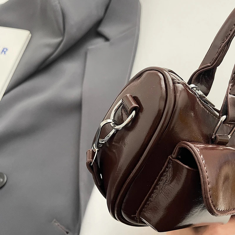 Ladies fashionable small handbag solid color PU retro mail bag autumn and winter single shoulder cross bag 241205