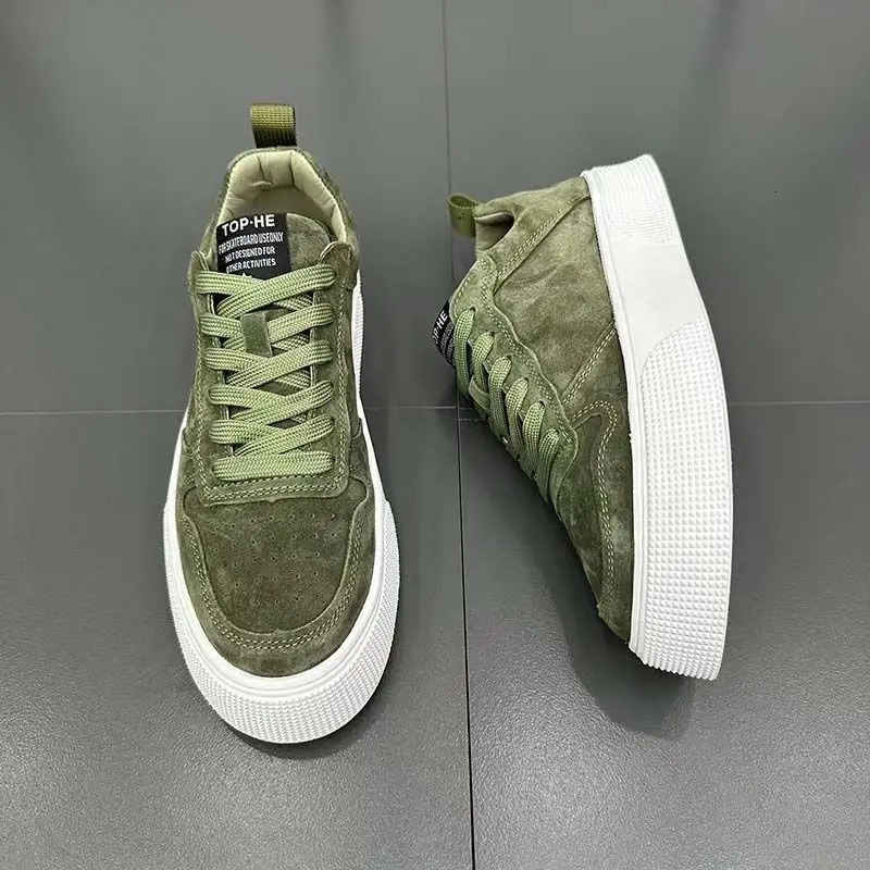 Mens sports shoes casual flat shoes lightweight Comforter sports shoes soft anti slip casual running shoes Zapatillas de Mujer 241205 - view 6