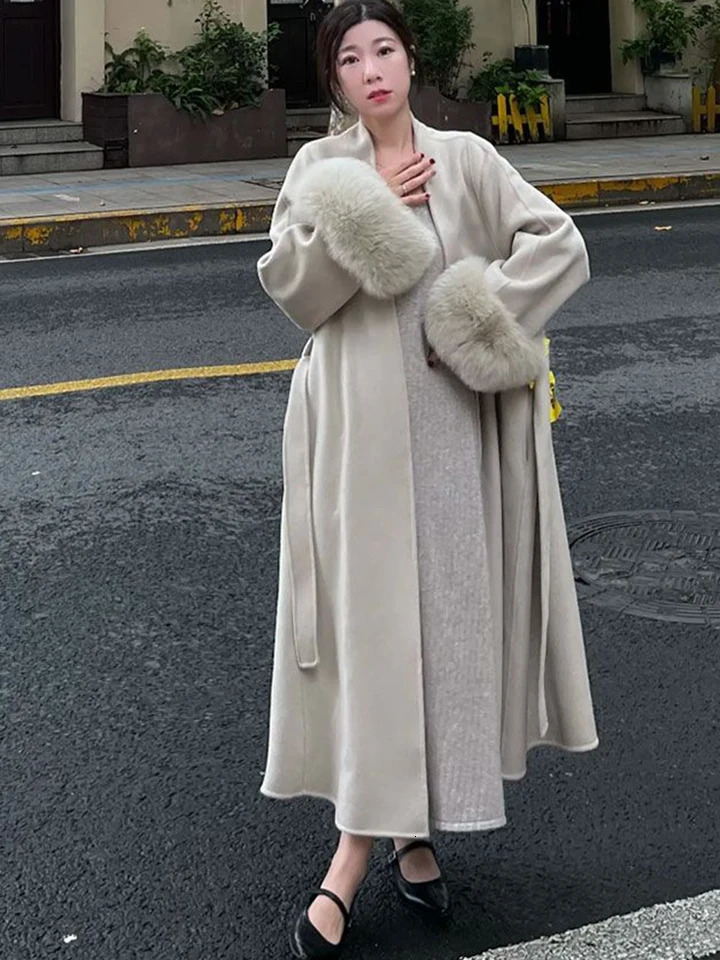 2025 Vintage Wool Blend Coat With Belt Long Womens Elegant Warm Winter Clothes Fashion Outerwear Trench 241202