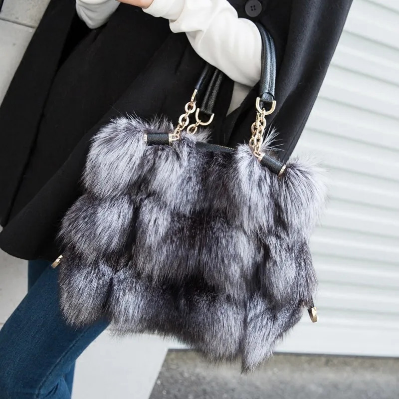 Womens Genuine Fur Shoulder Bag Natural Fluffy Fox Fur Cross Body Bag Womens Large Capacity Fashion Handbag 241205