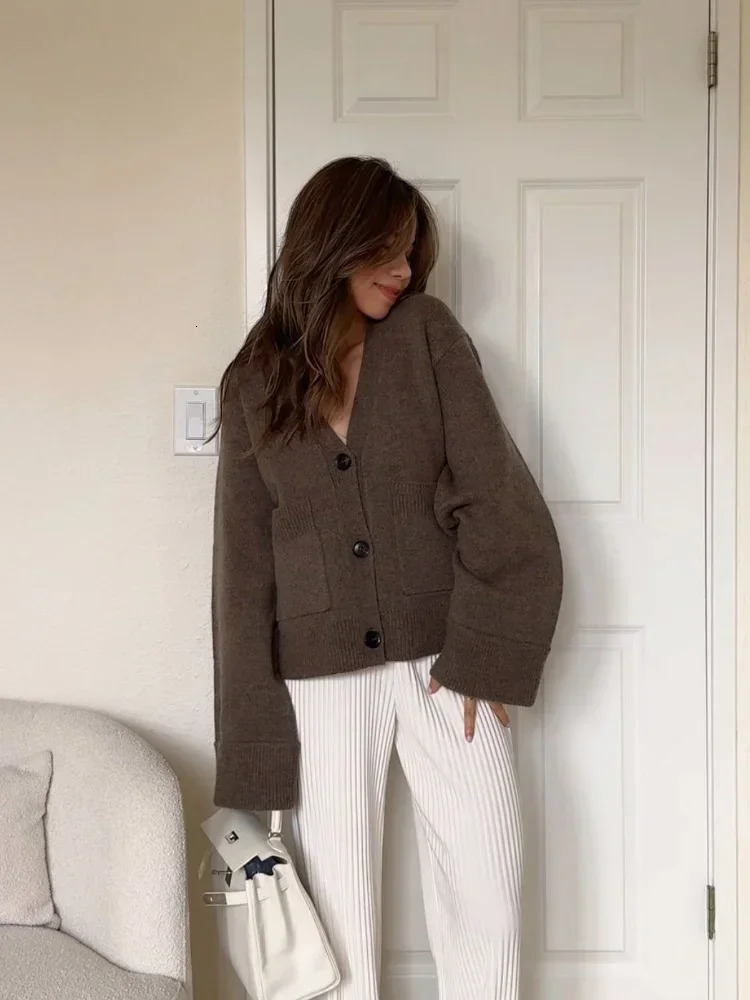 Fashion single chest button cashmere cardigan womens casual Vneck knit sweater autumn commuting 241206
