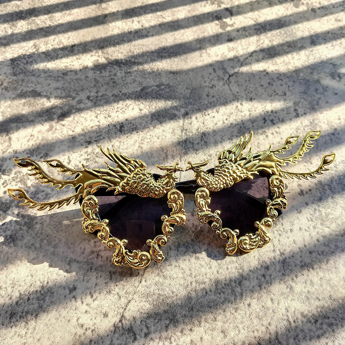 Fashion Phoenix Sunglasses Womens Unique Color Gold Punk Sunglasses Womens Sunglasses 241206