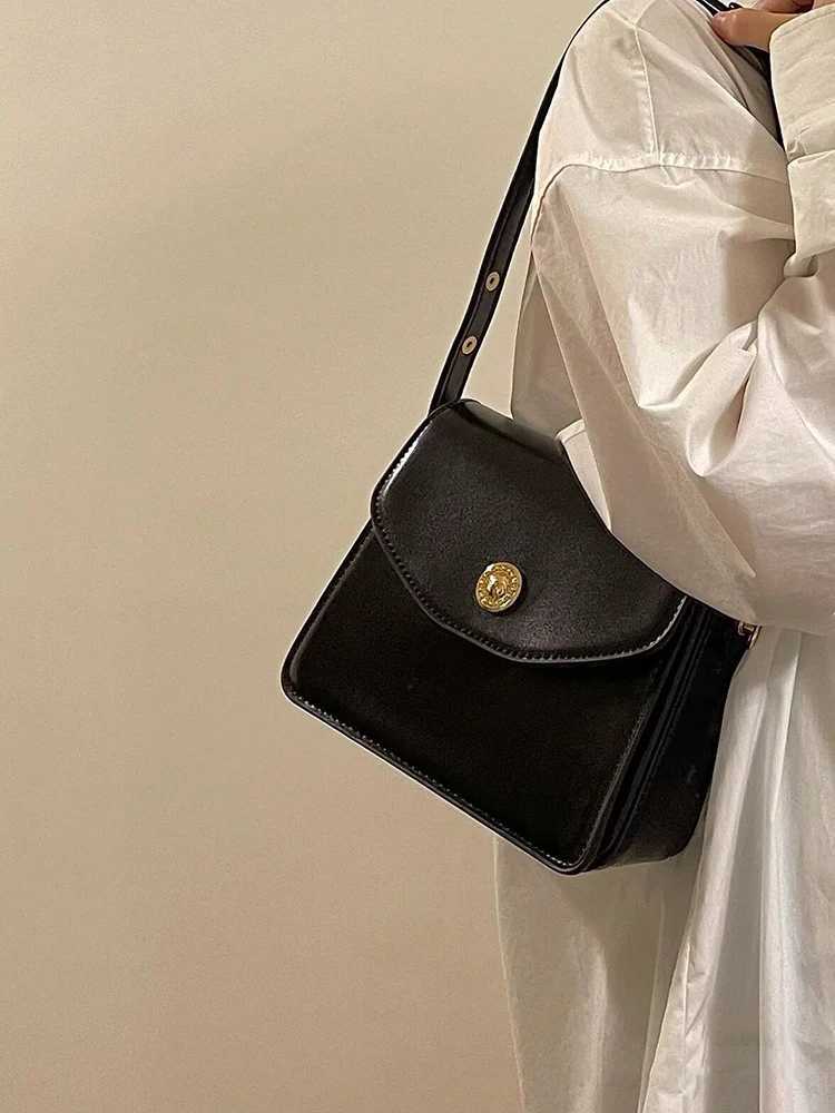 Wine Red PU Crossbody Bag 2023 New Wens Exquisite Lock Design Single Shoulder Bags Classic Simple Versatile Ladies Handbag B250618