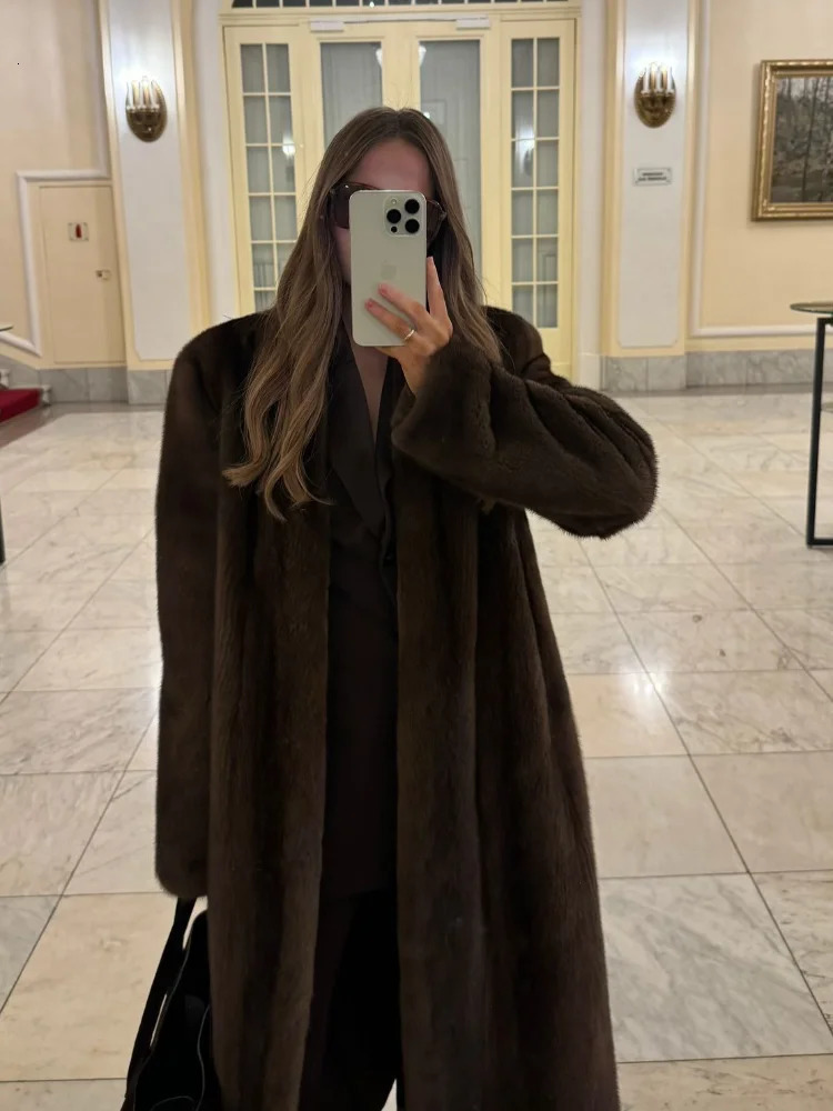 Womens Soft Thicken Warm Hairy Faux Fox Fur Coat Fashion Oversized Brown Long Sleeve Fluffy Jacket Lady Streetwear 241206