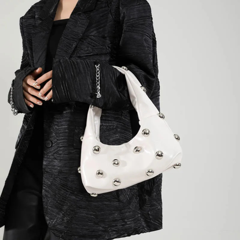 Womens Bag Korean Fashion River Personalized Fashion Niche Bag on the Internet Cross Body Handbag 241205