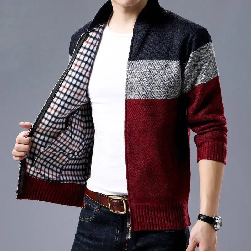 Mens cardigan for autumn and winter warm thick fashionable knitted sweater jacket spliced color lock bracket zipper 241206