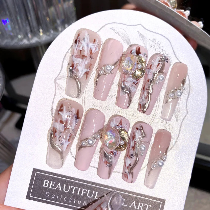 10PCS Hand-painted 3D embossed false nails advanced sparkling retro Fake nails 241206