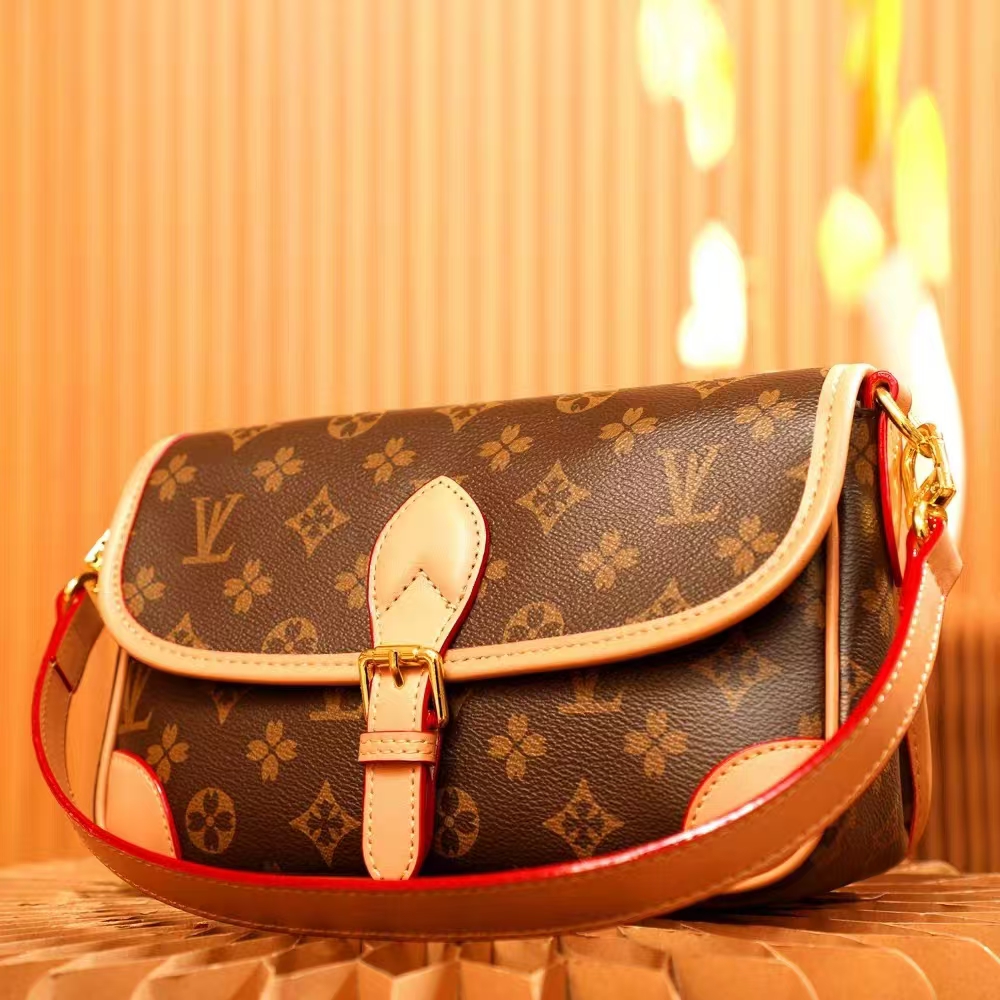 Luxury Designer Bags handbags Womens crossbody bags Versatile Composite Bag Women Bag Purses Mini designer Wallet bag old Flower Baguette Wallet025