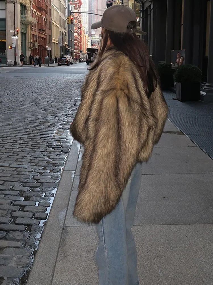 Fashion Fluffy Faux Fur Coat For Women Warm Lapel Long Sleeve Short Jacket 2025 Winter Female High Street Outerwear 241206